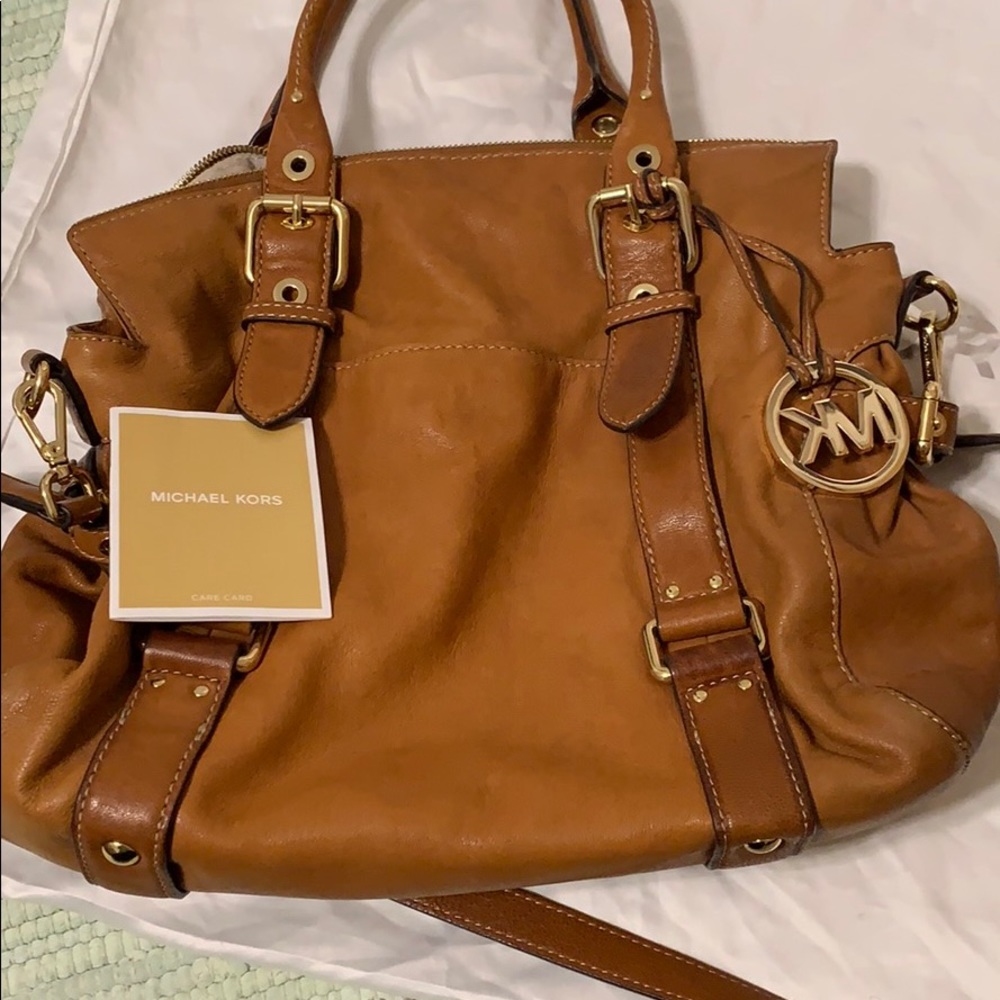 Michael kors bag. In great condition